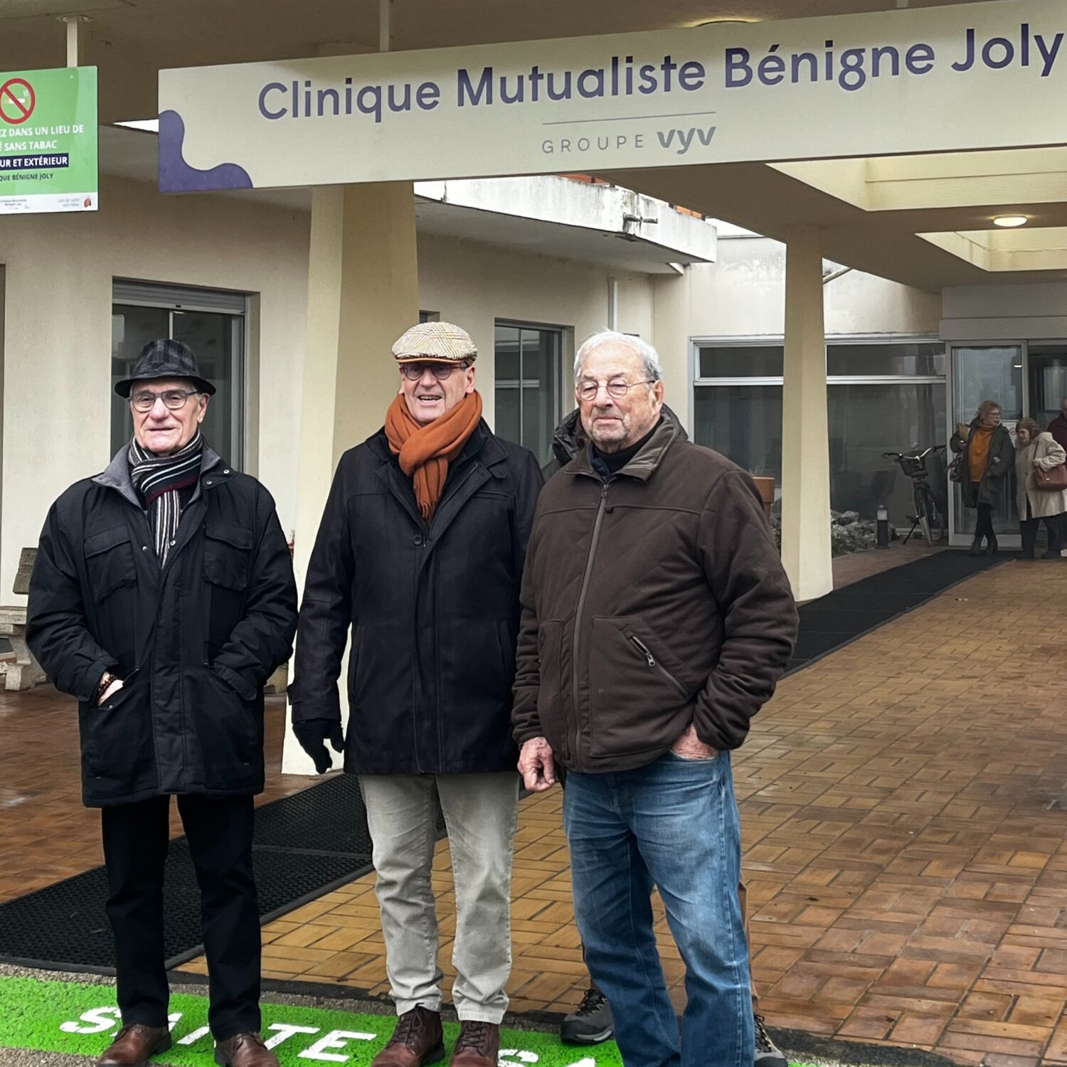 À Talant des riverains « sont furieux » du déménagement futur de la clinique Bénigne Joly episode artwork