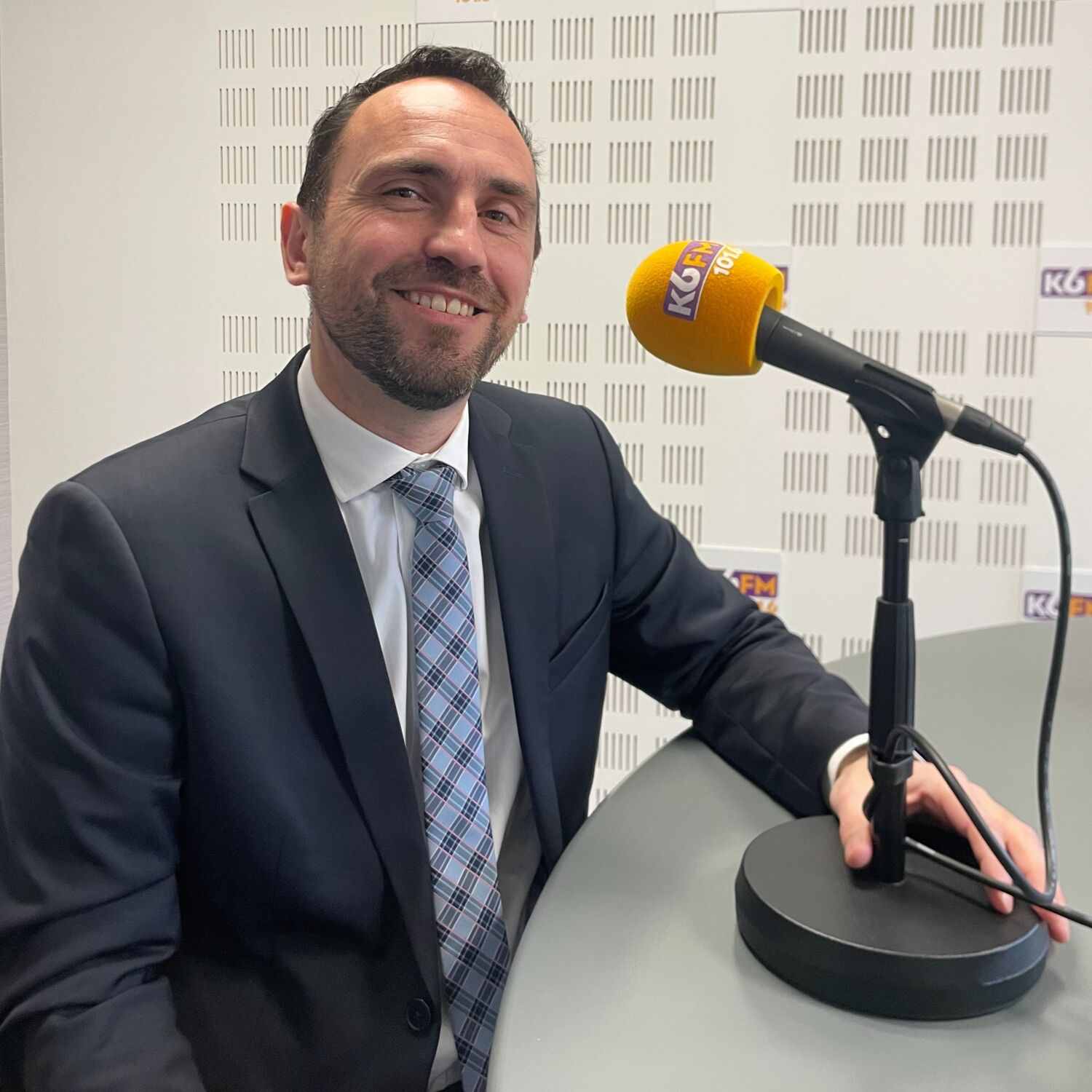 Podcast municipales 2026 : le programme d'Adrien Guené à Talant episode artwork