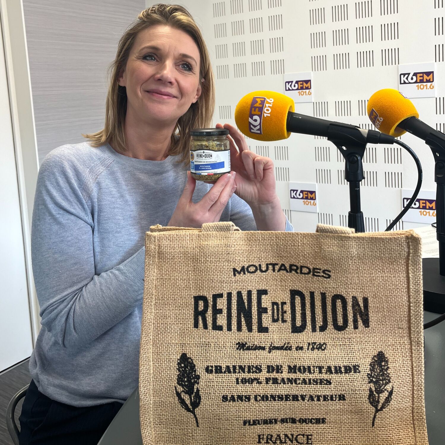 « On accueille tout le monde à partir du moment où vous avez la banane » : Reine de Dijon recrute ! episode artwork