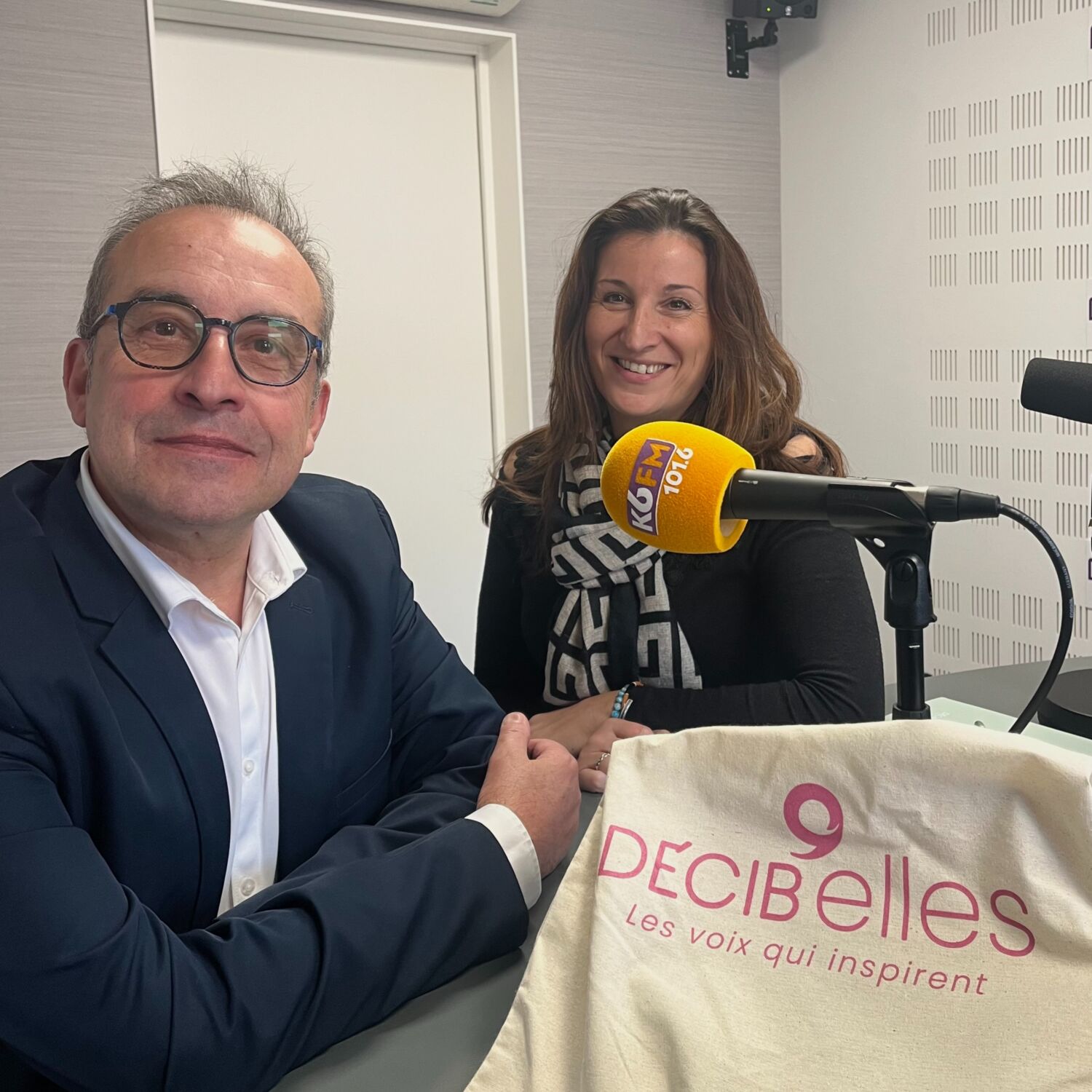 « Nous voulons réunir des femmes entrepreneures » : l'association Décib'elles est fraîchement née episode artwork