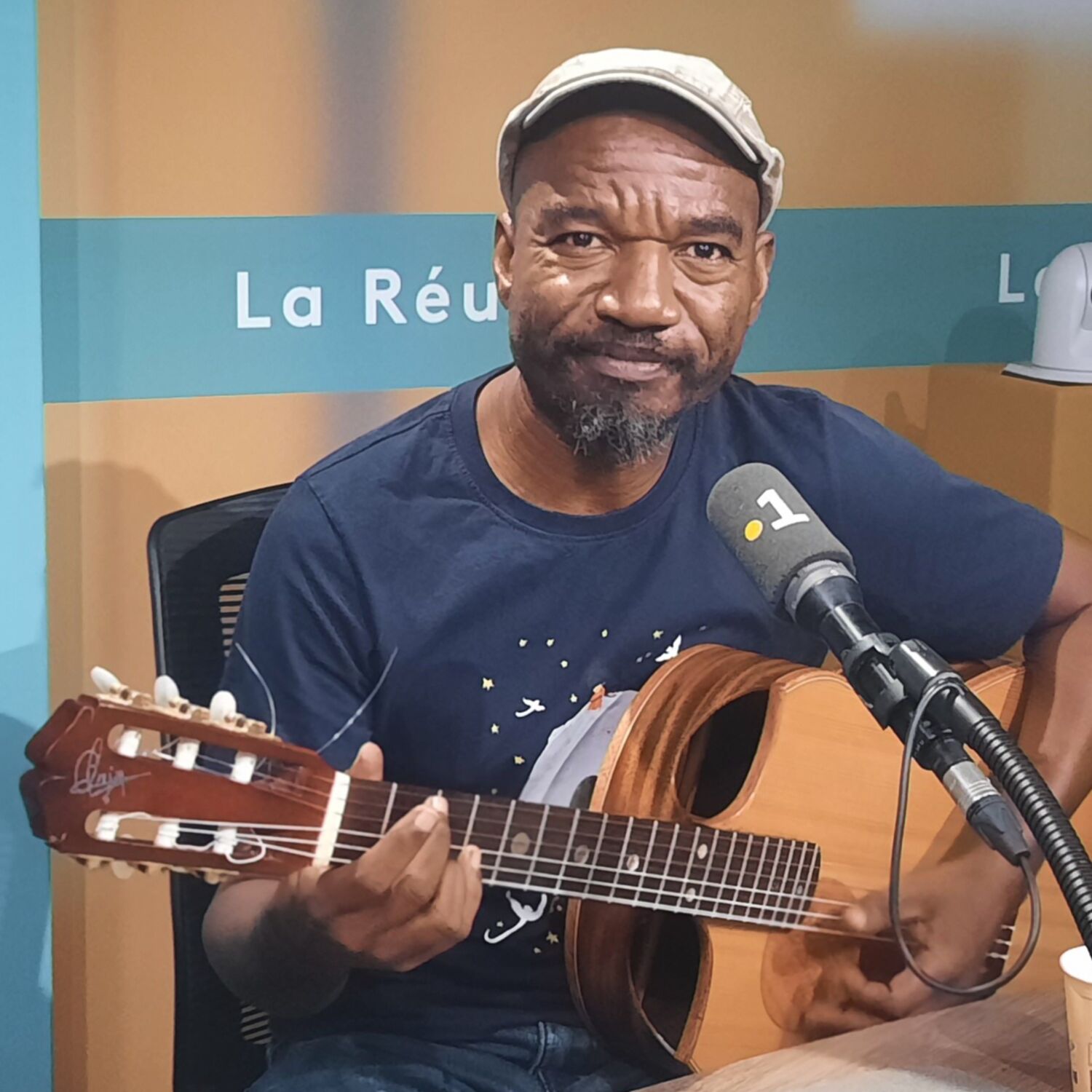Jim Fortuné, auteur-compositeur-interprète episode artwork