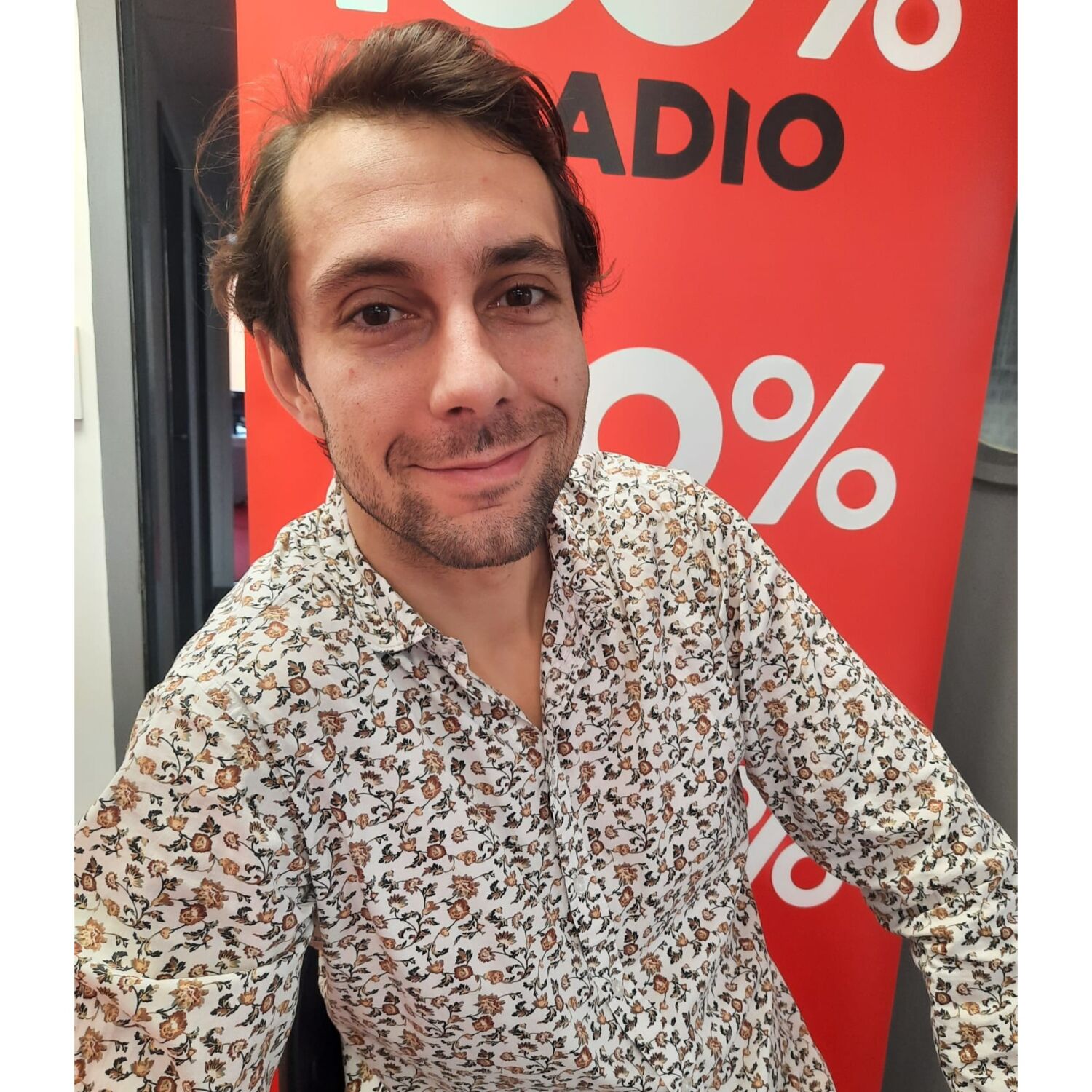 Le 31 DEC à LA COMEDIE DE LA ROSERAIE- Mehdi sur 100% episode artwork