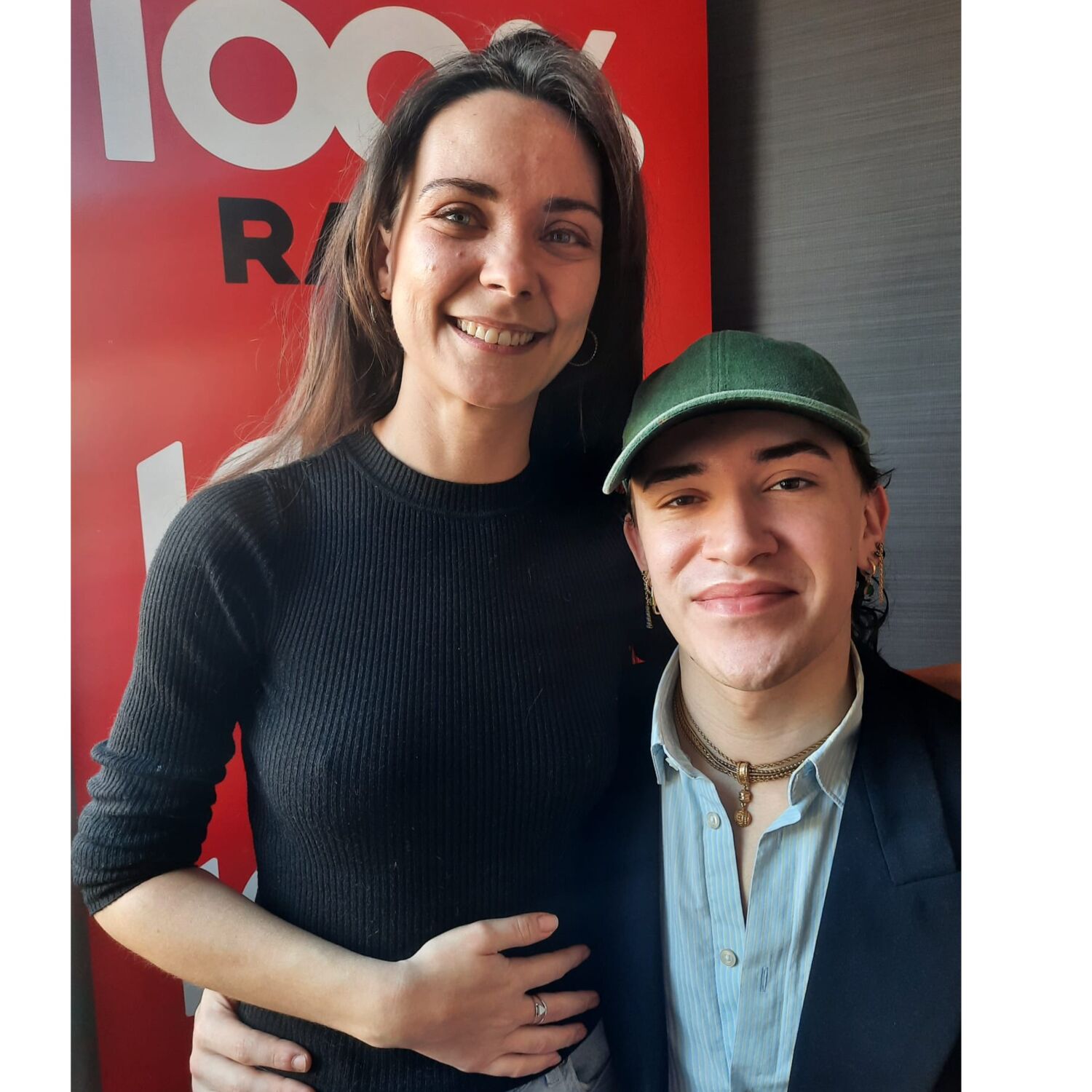LE CABARET LA VENUS en février- Aurélia et Noam sur 100% episode artwork
