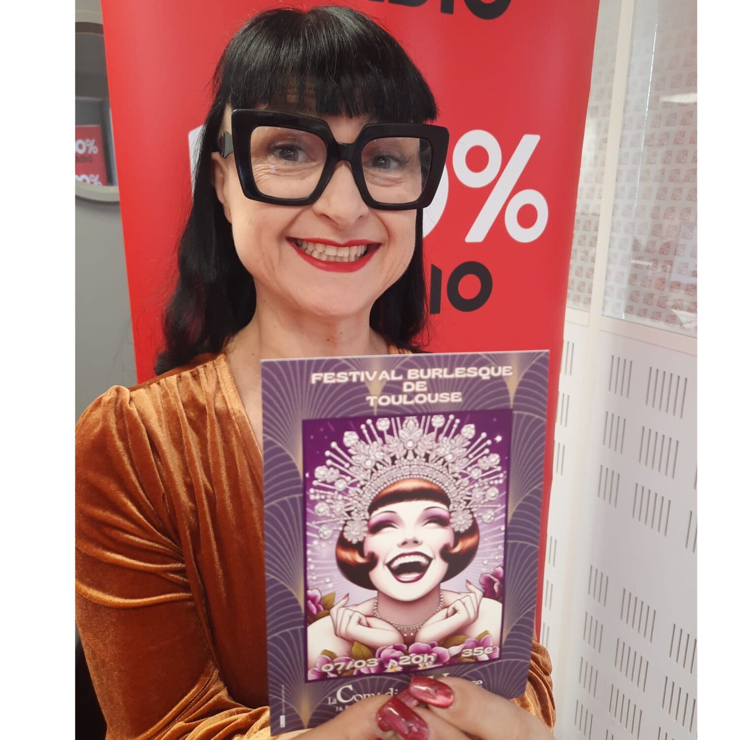 FESTIVAL BURLESQUE à la comédie de Toulouse- Lady Flore sur 100% episode artwork