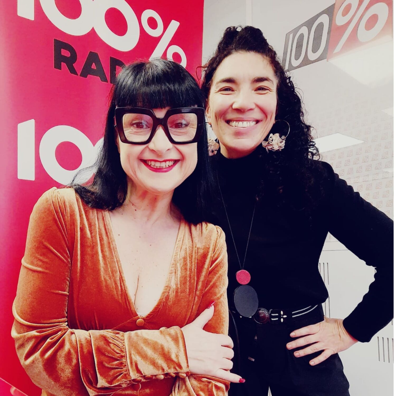 FESTIVAL BURLESQUE de Toulouse- Lady Flore sur 100% episode artwork