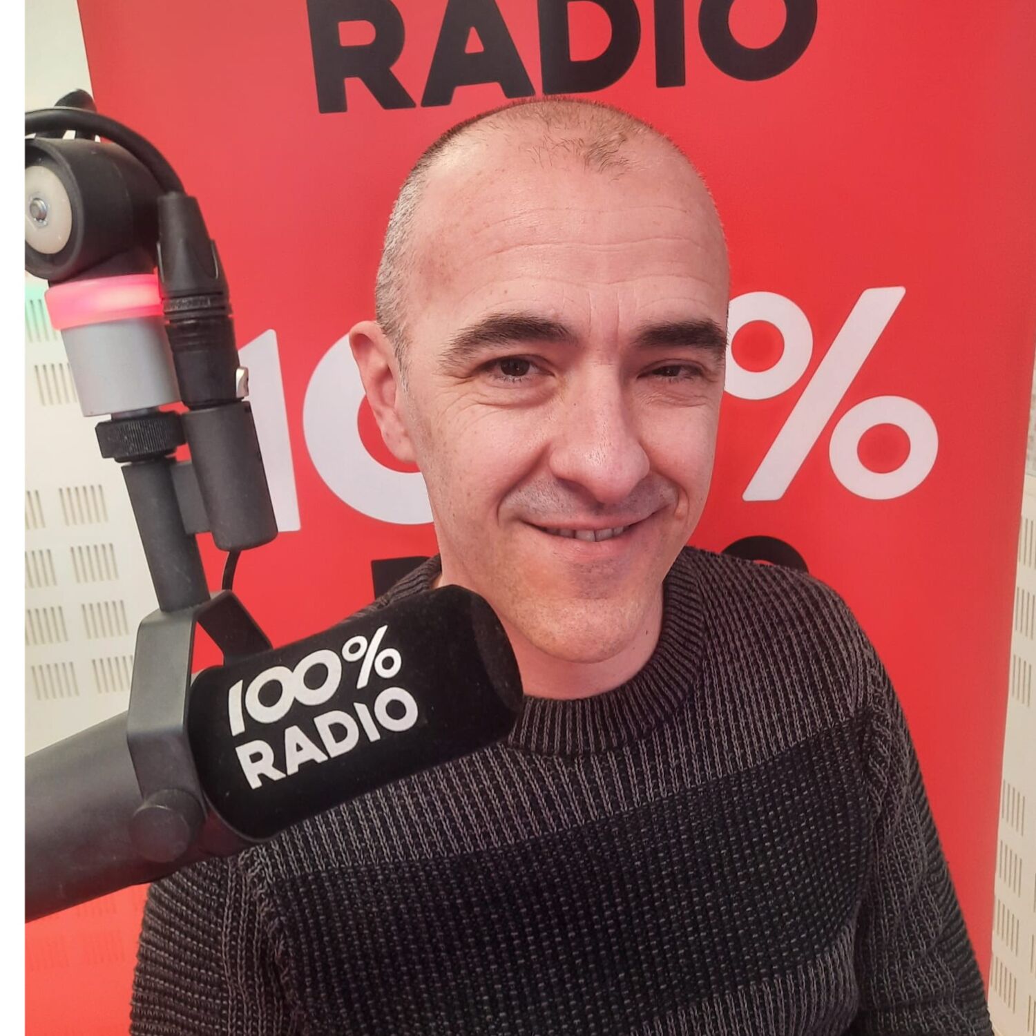 AVRIL au ROBINSON- Stéphane Fauré sur 100% episode artwork