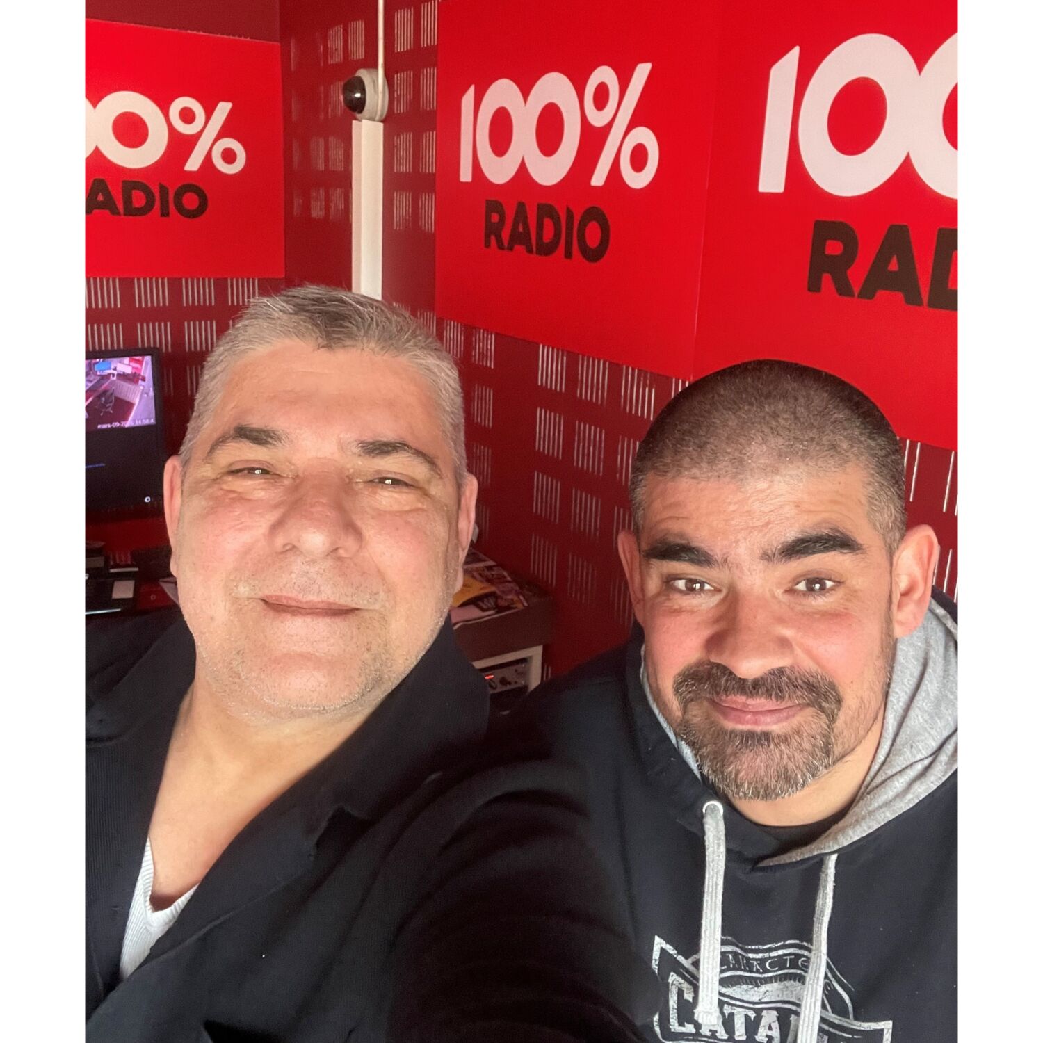 100% chez vous dans les PO avec Philippe : L 'hommage d'un homme pour son Grand Père episode artwork