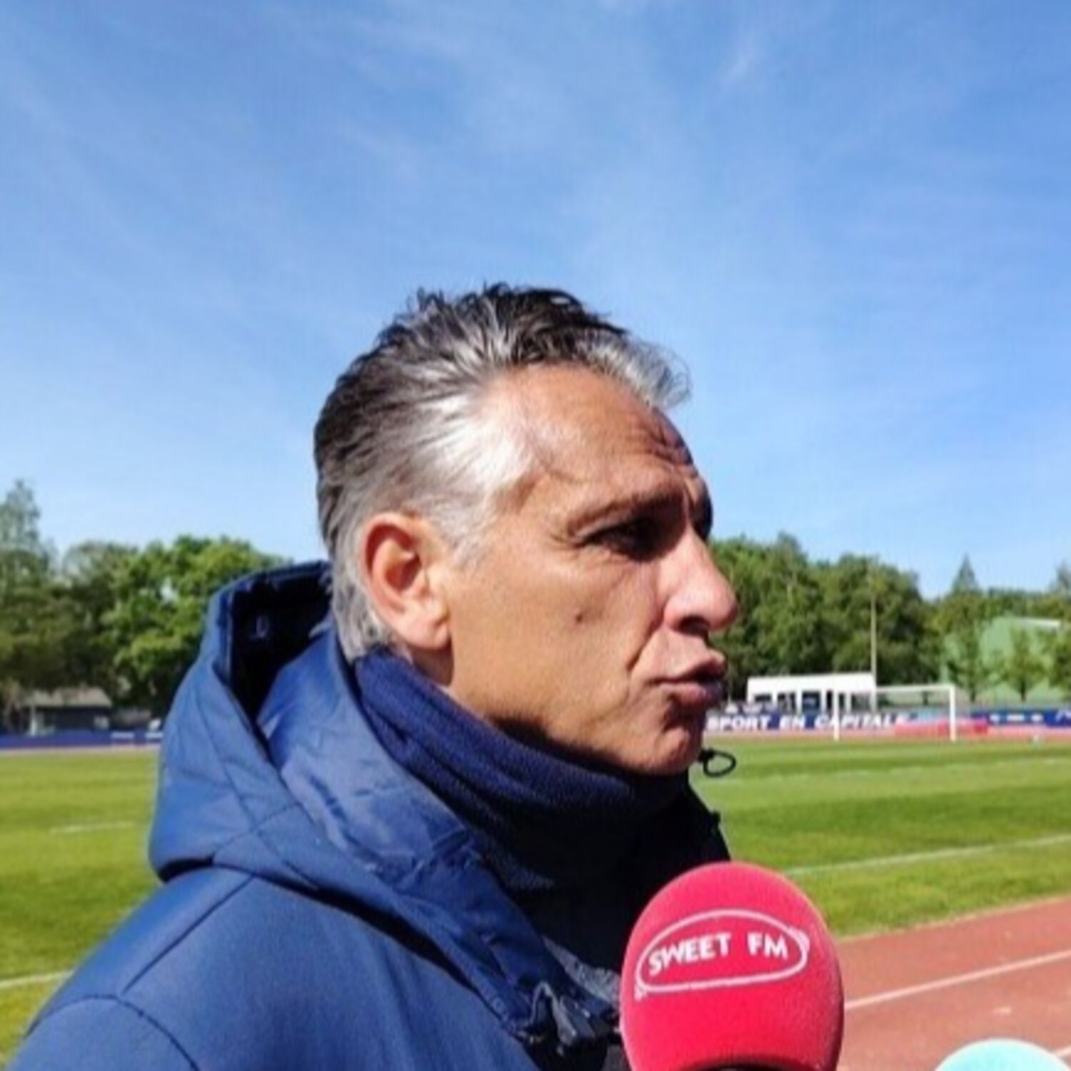 FC Rouen : Régis Brouard appelle ses joueurs "à se lâcher" episode artwork