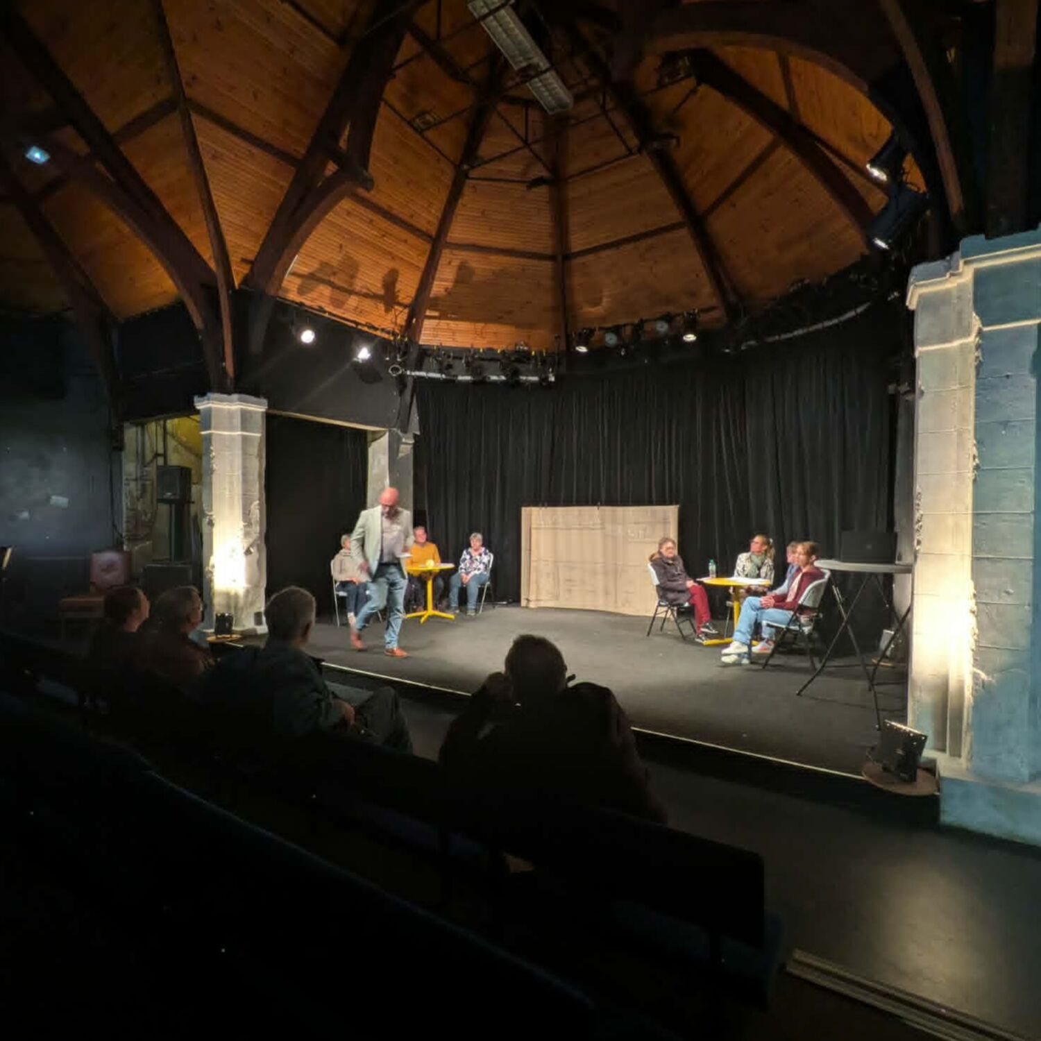 Évreux : Le théâtre de la Cavée Boudin renaît de ses cendres episode artwork