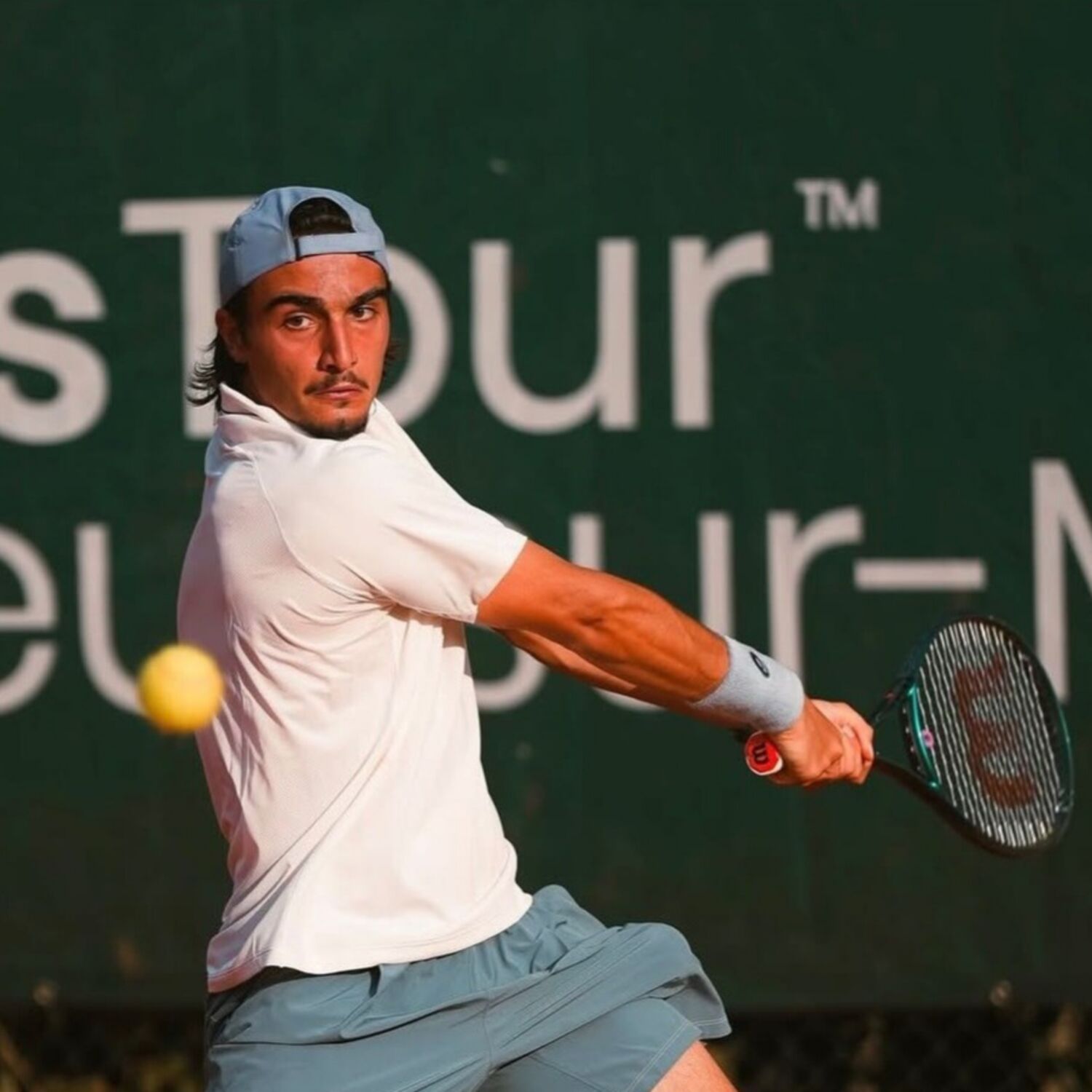 Mont-Saint-Aignan : Daniel Jade, la passion du tennis avant tout episode artwork